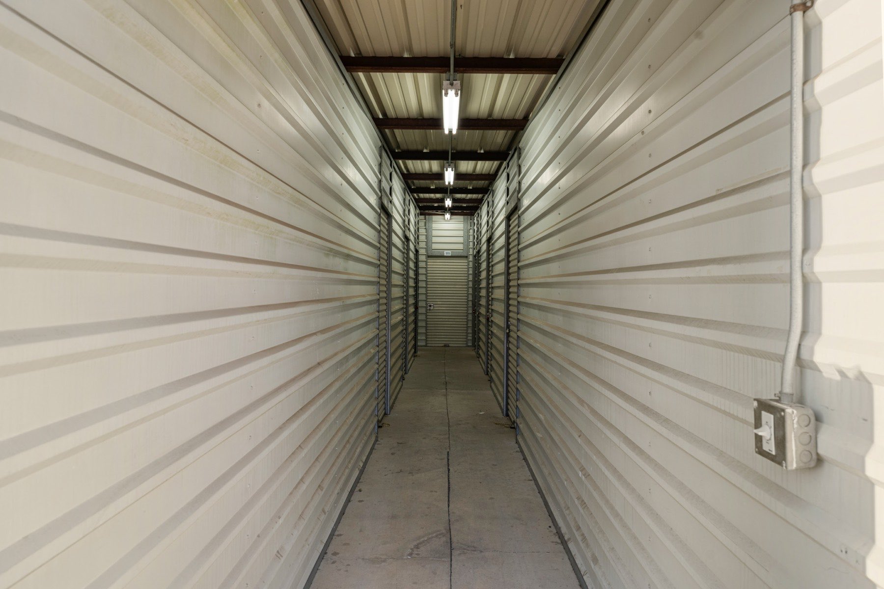 Interior corridor between storage units